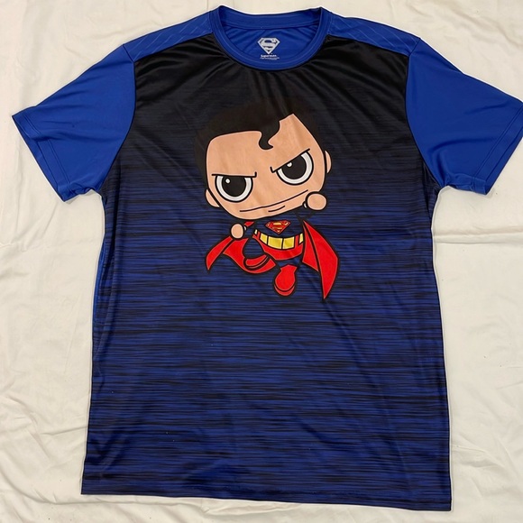 Superman T-shirt - Picture 1 of 7
